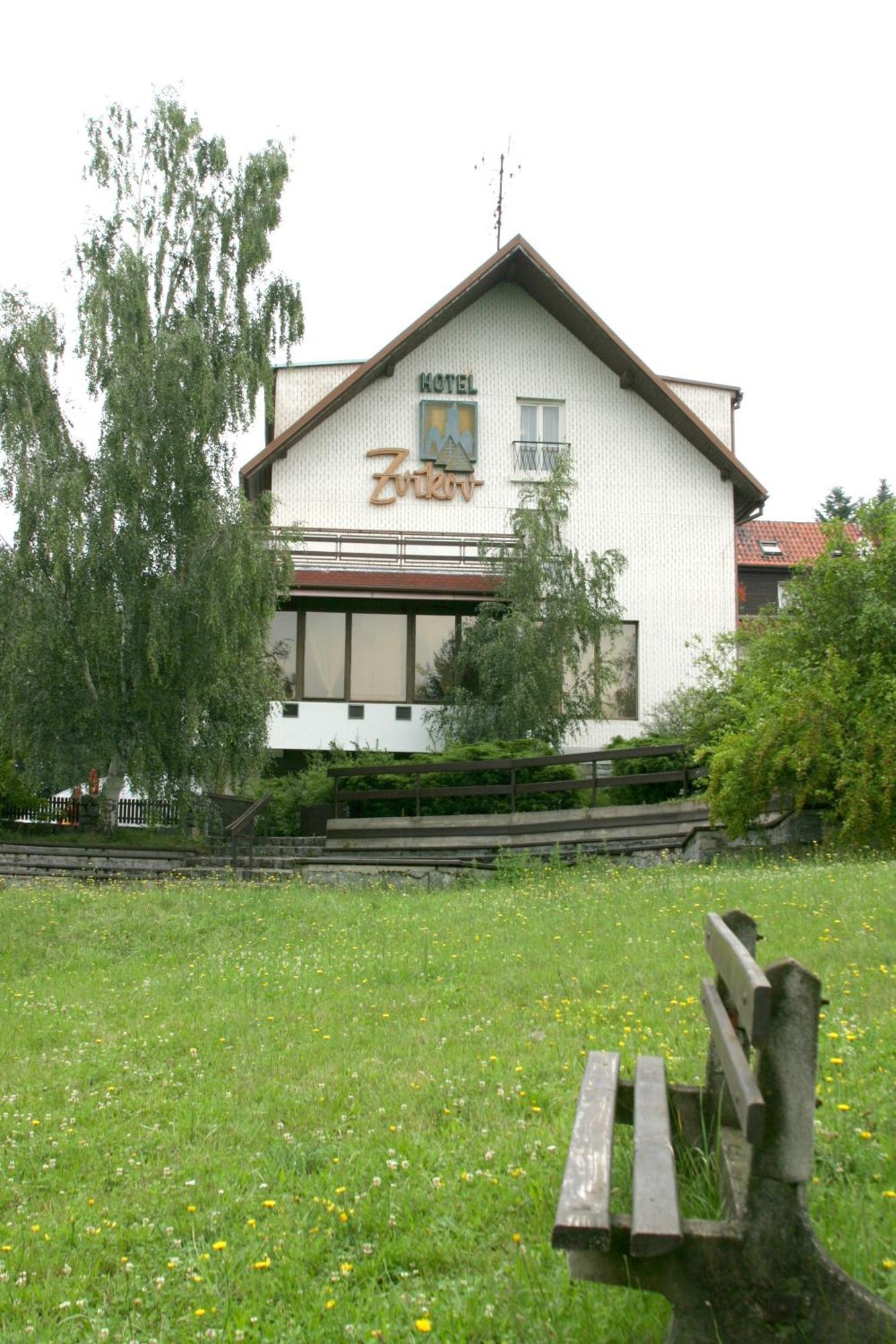 Resort Hotel Zvikov Zvikovske Podhradi Exterior photo